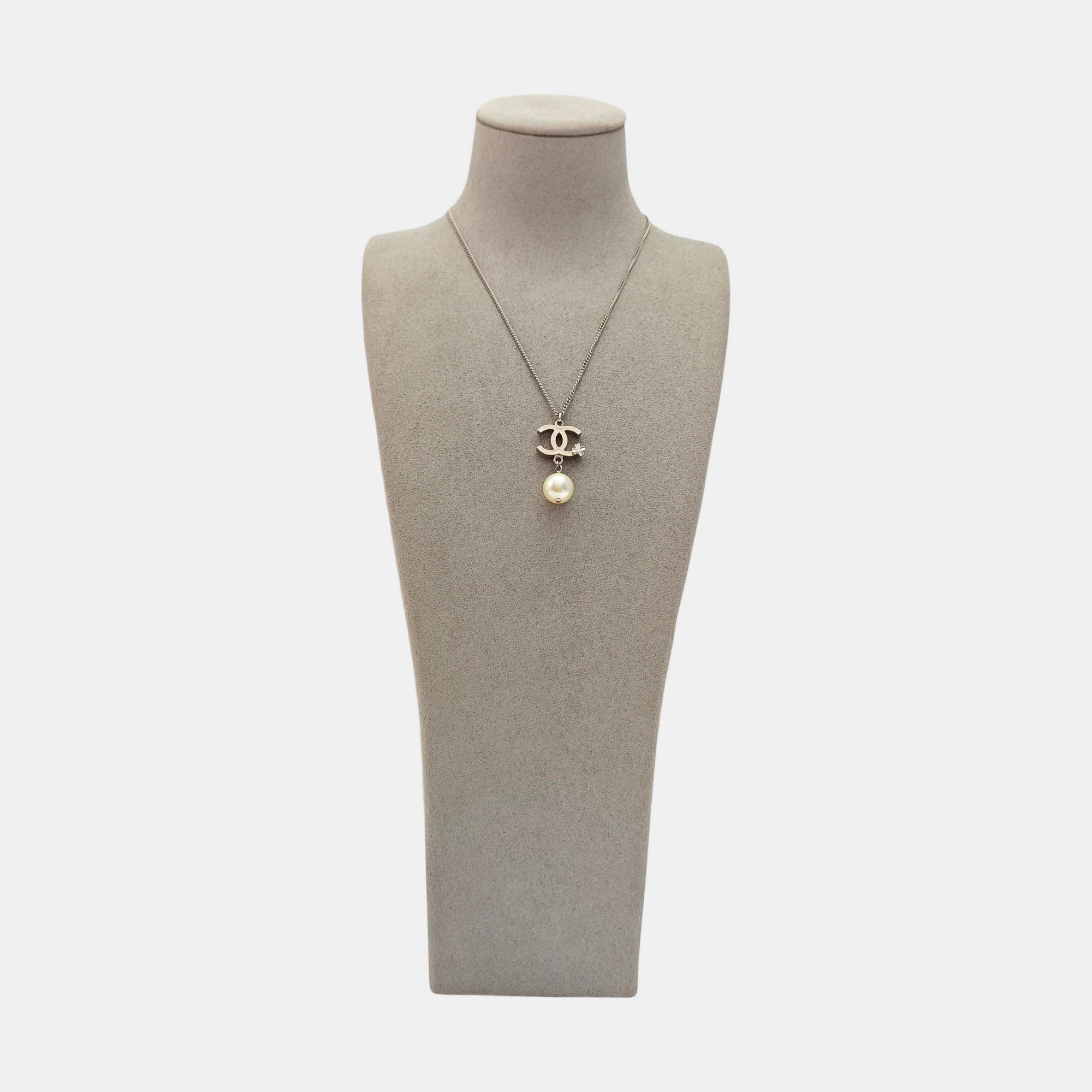 Metal Silver Necklace