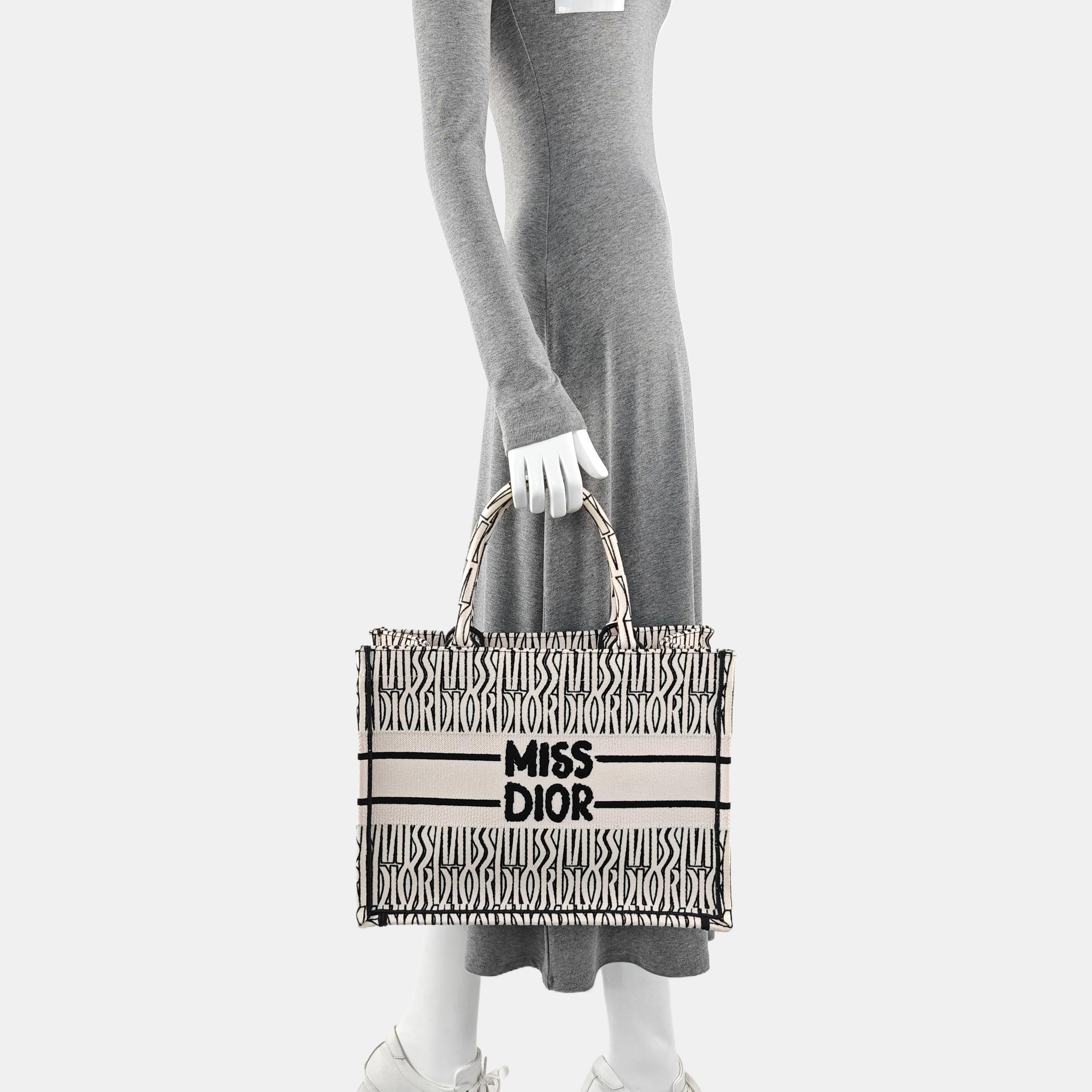Book Tote Medium Canvas White