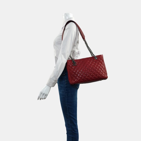 SHIVA Quilted Grained Calfskin Red