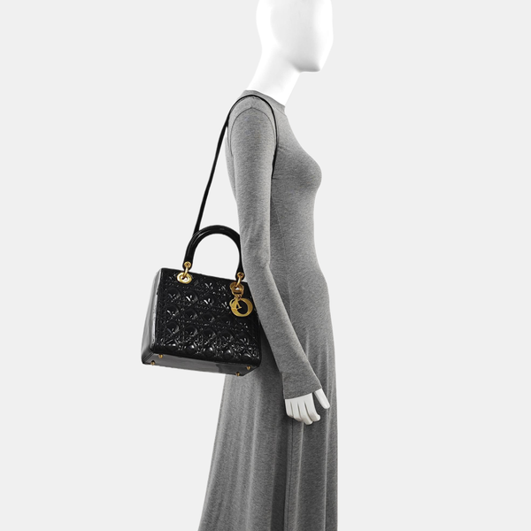 Lady Dior Medium Cannage Patent Leather Black