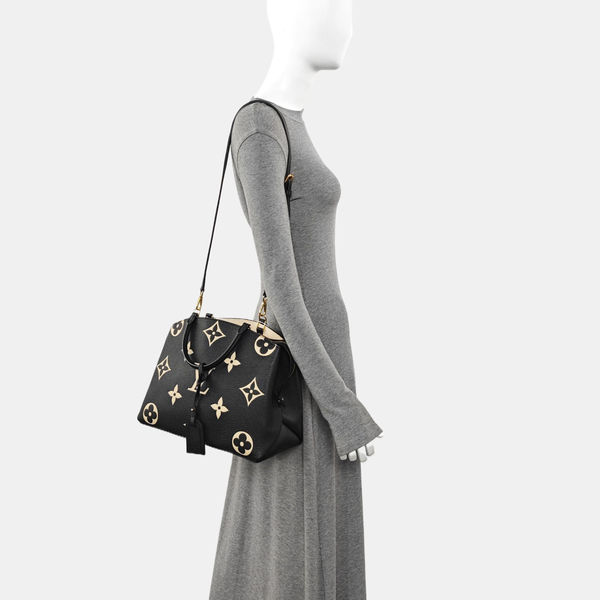 PALAIS GM Monogram Calfskin Black