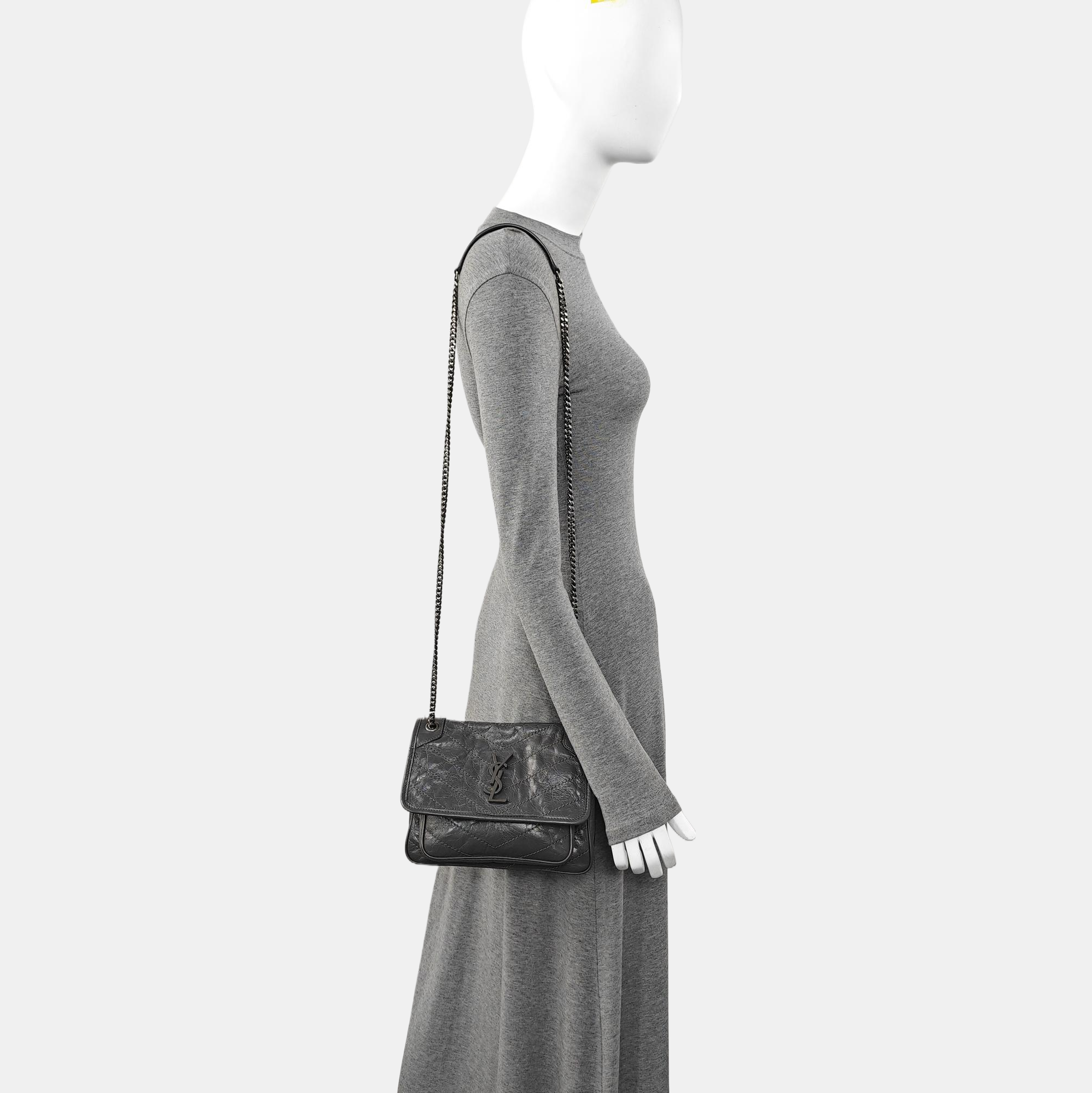 NIKI Small Chevron Calfskin Gray