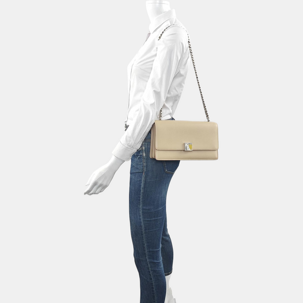 CASE Calfskin Beige
