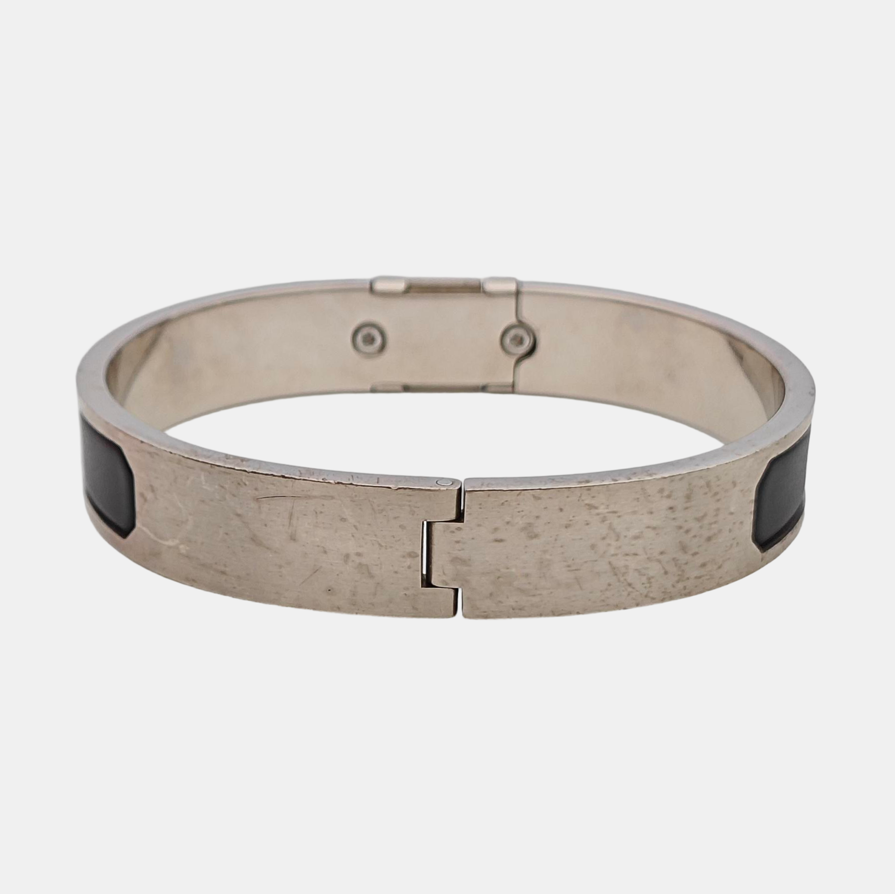Super H Metal Silver Bangle