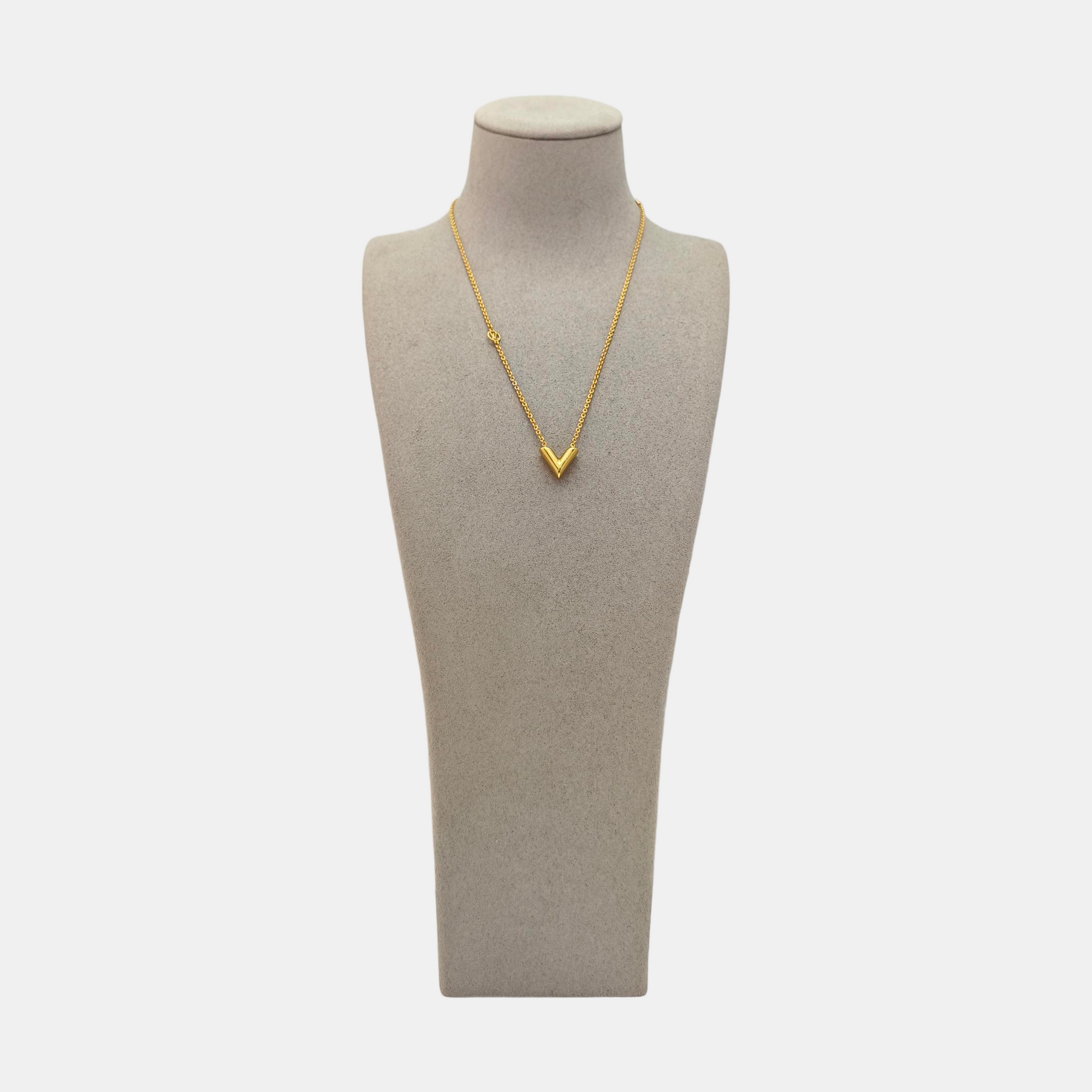 LV &amp; ME Metal Gold Necklace