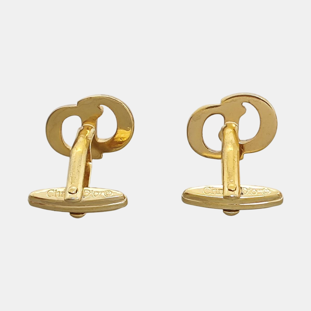 Metal Cufflink Gold