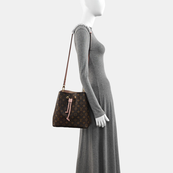 NÉONOÉ MM Monogram Coated Canvas Brown
