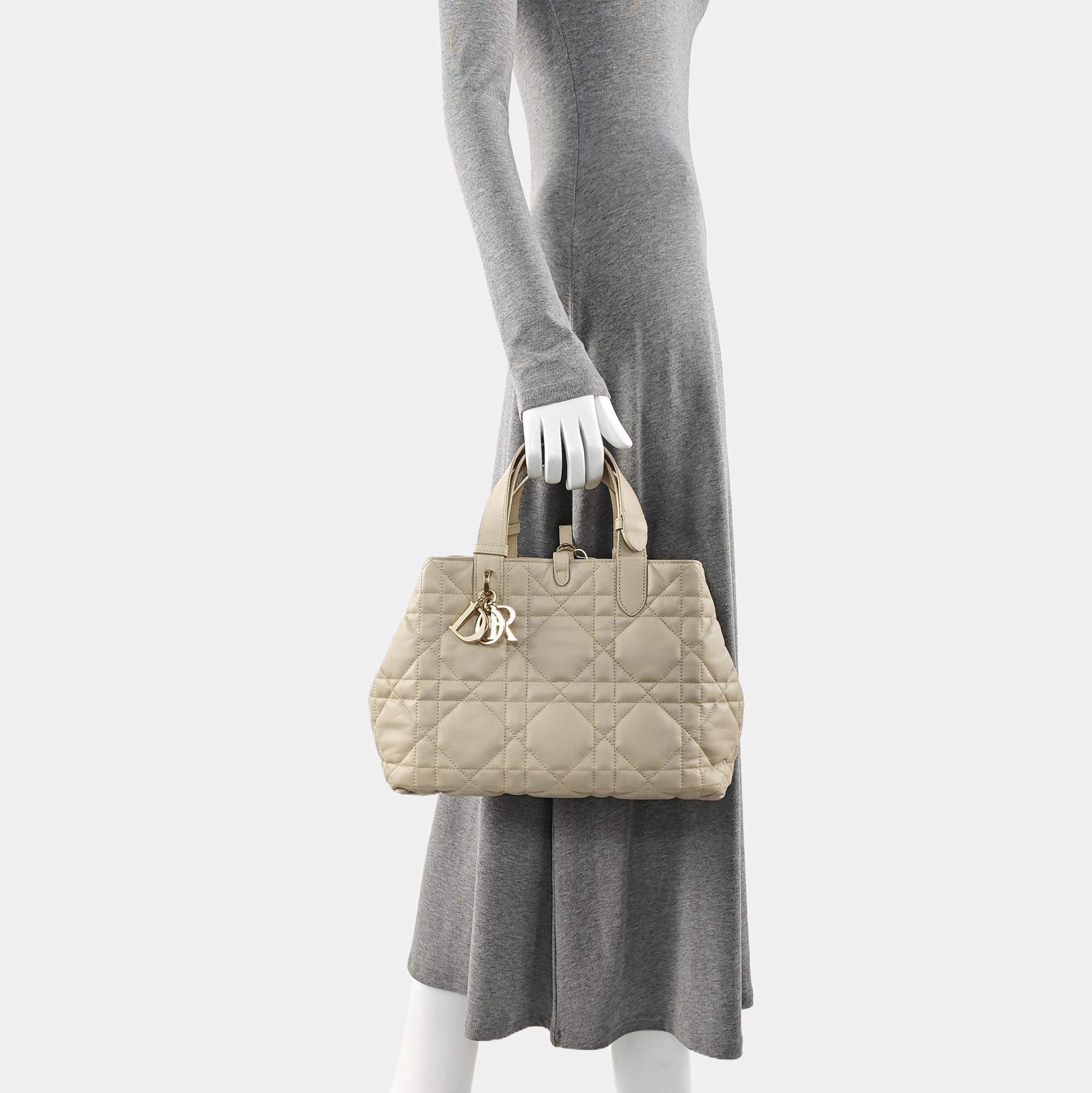 Toujours Medium Cannage Calfskin Beige