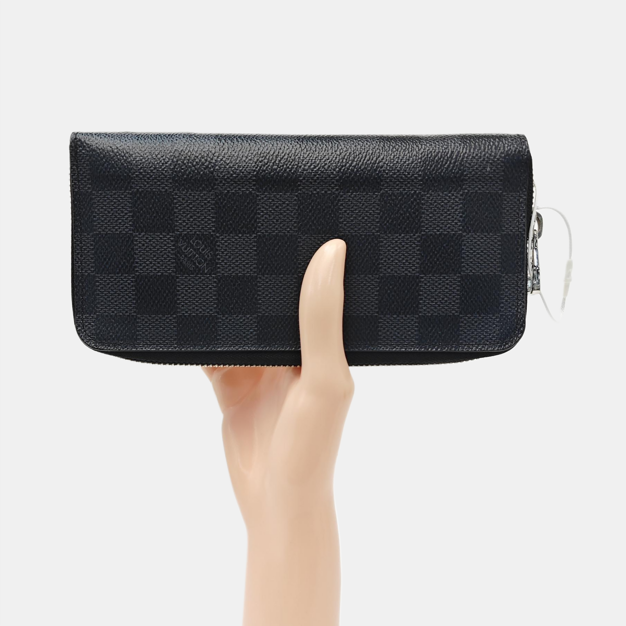 ZIPPY Damier Graphite Coated Canvas Gray