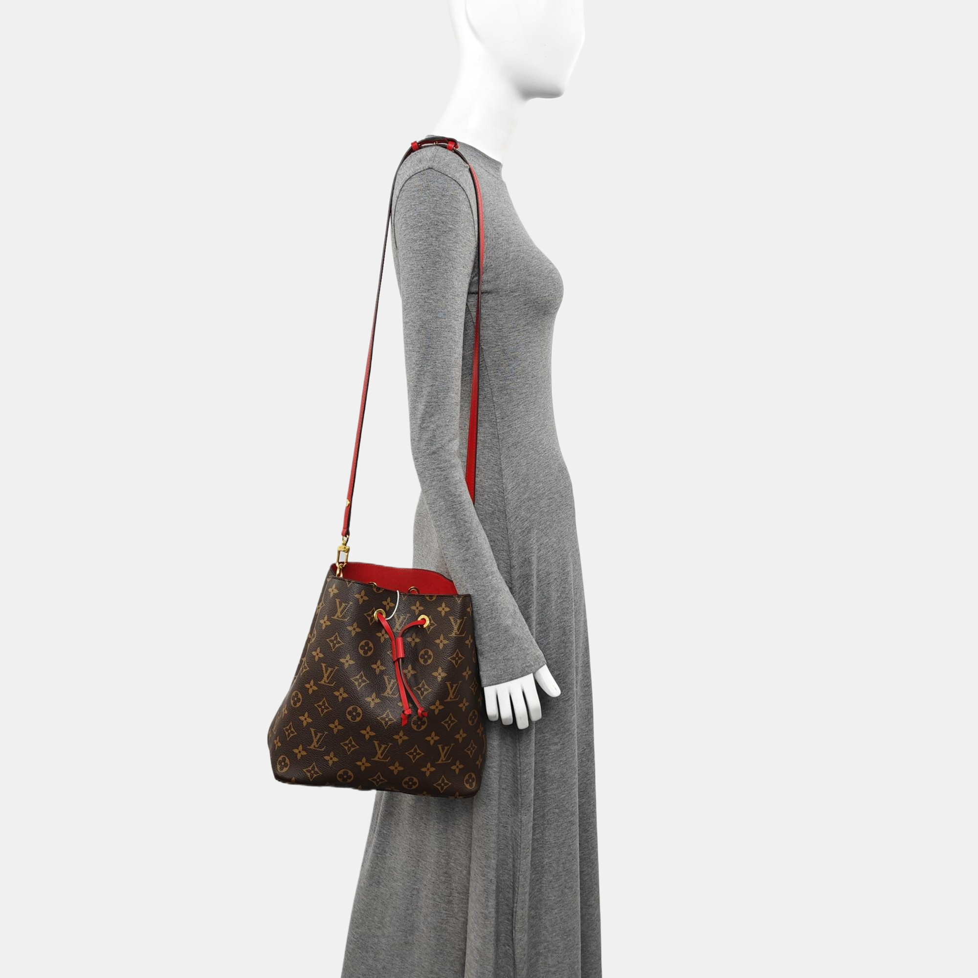 NÉONOÉ MM Monogram Coated Canvas Brown