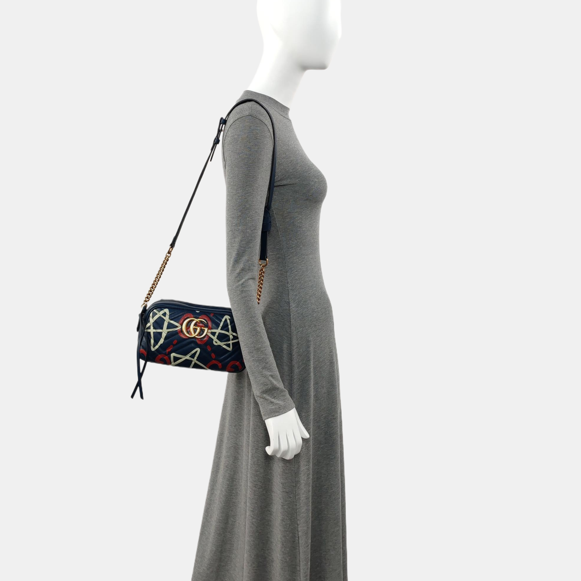 Authenticated pre-owned  GG Marmont Small Quilted Calfskin Blue - Shoulder Bag at Looply