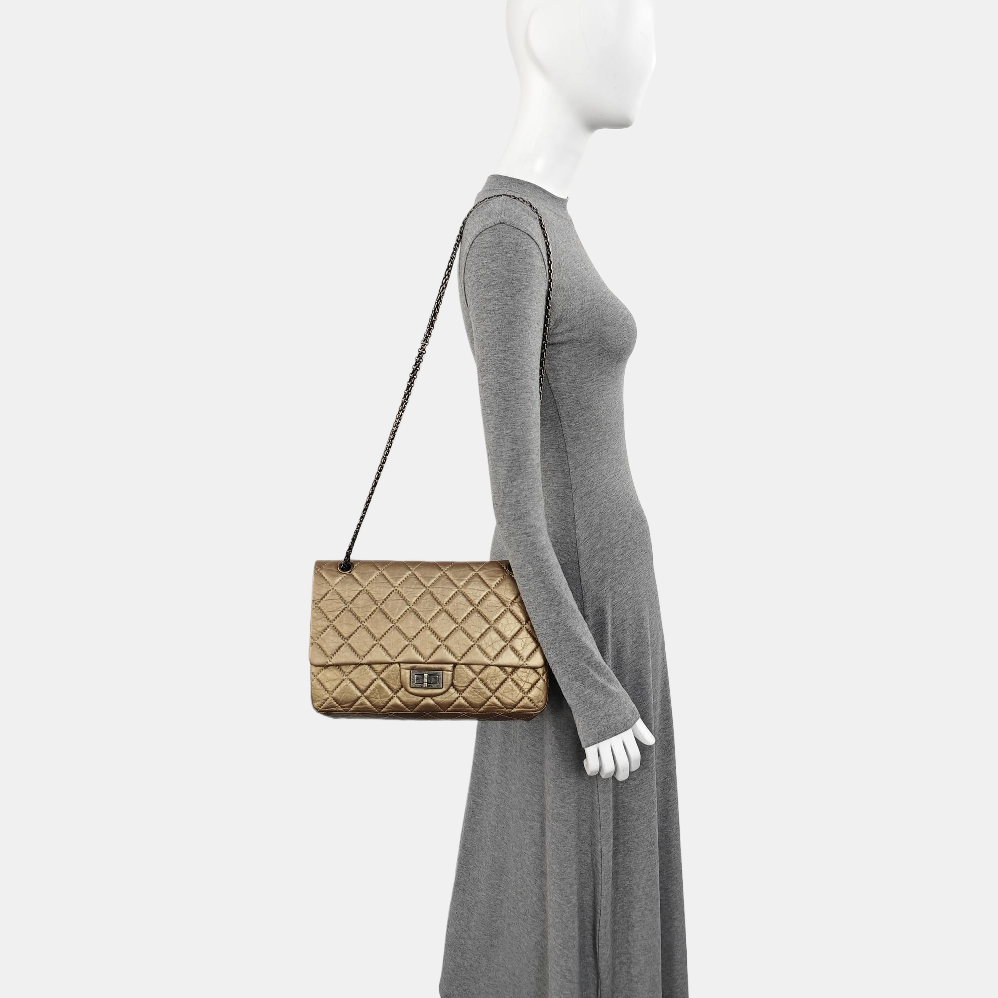 2.55 Maxi Quilted Calfskin Gold