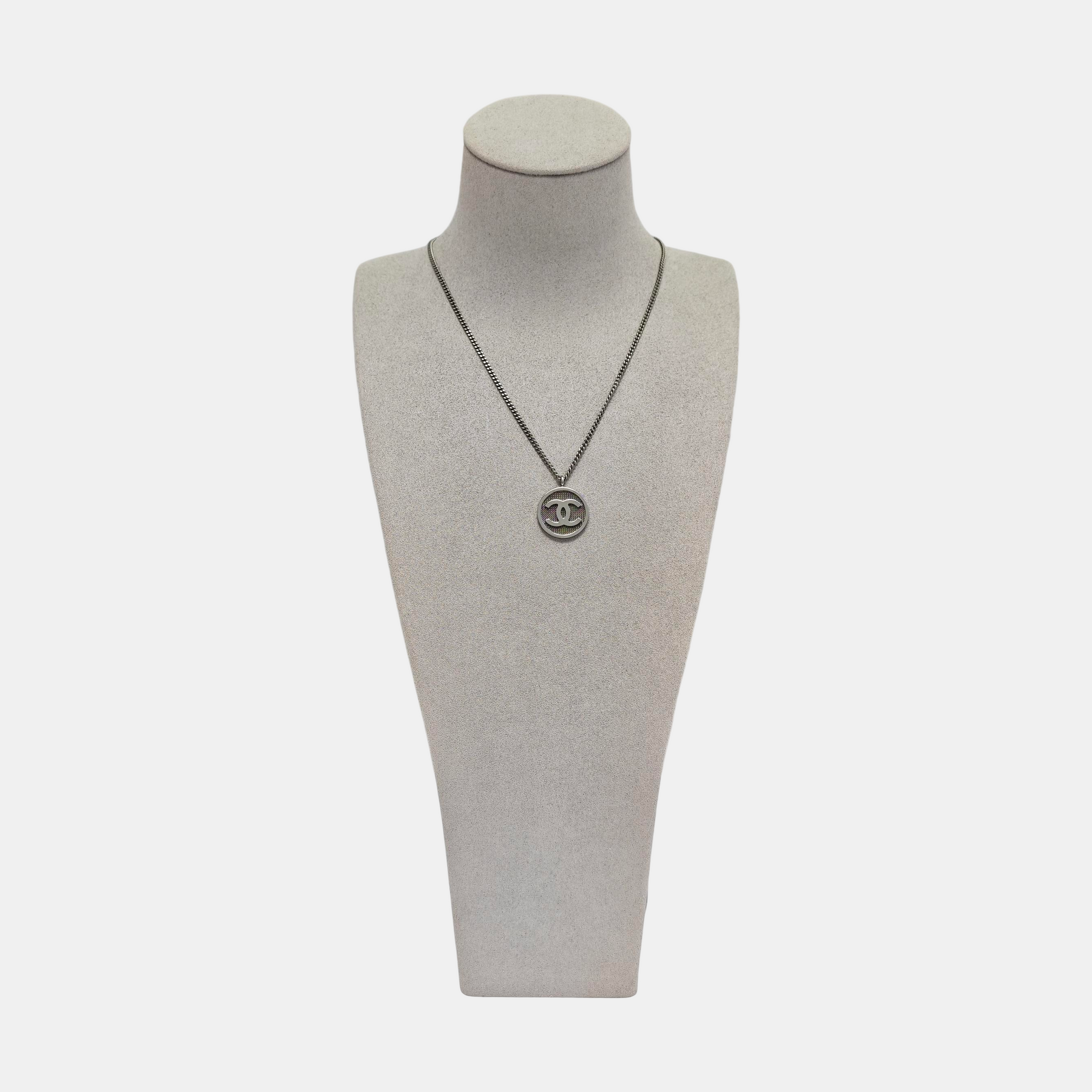 Metal Gray Necklace