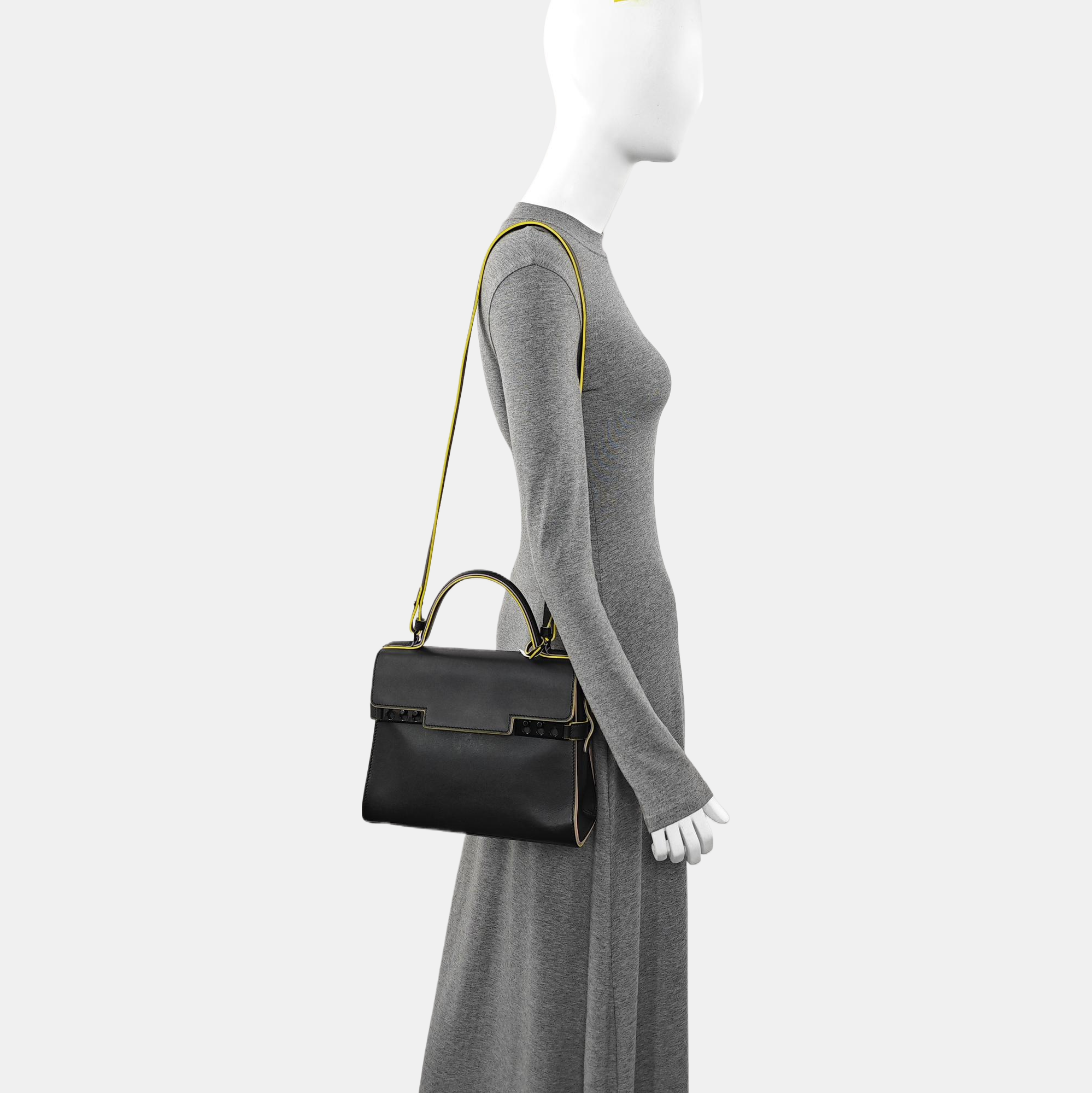 Tempête Medium Calfskin Black