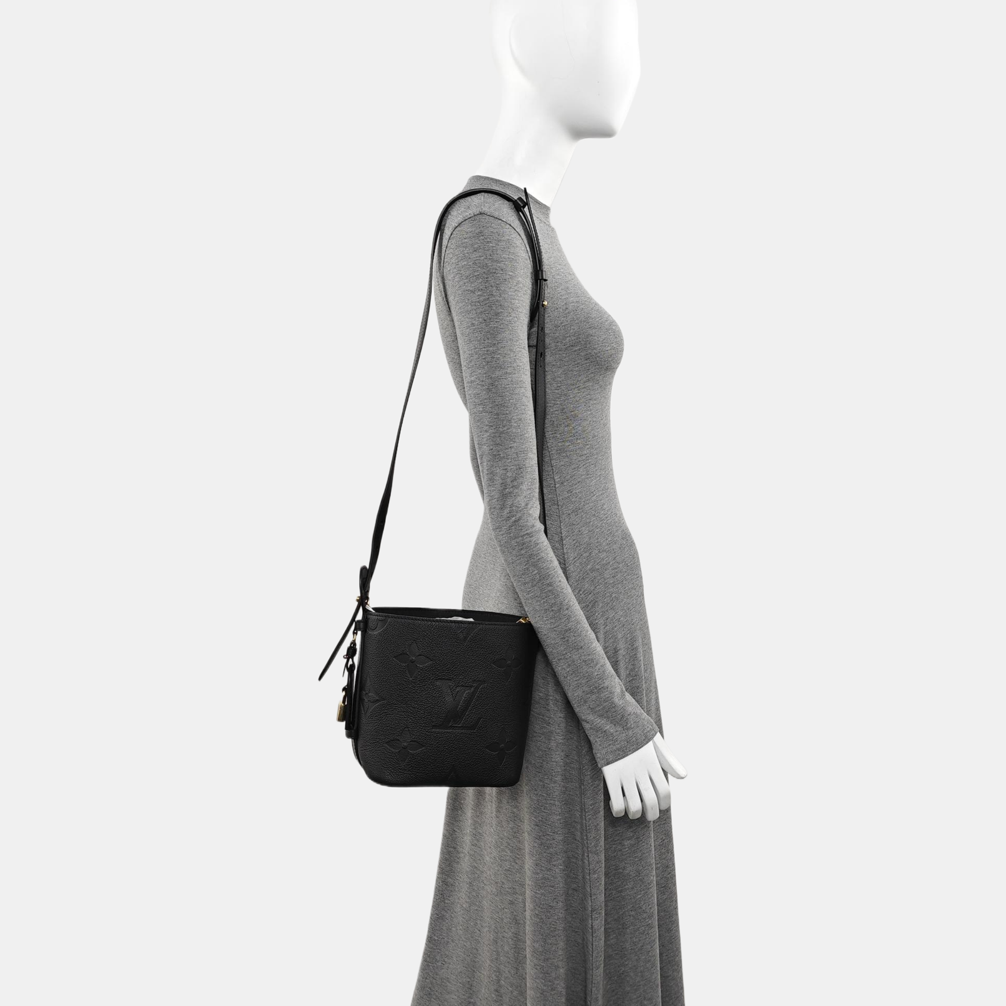 ALL IN Calfskin Black