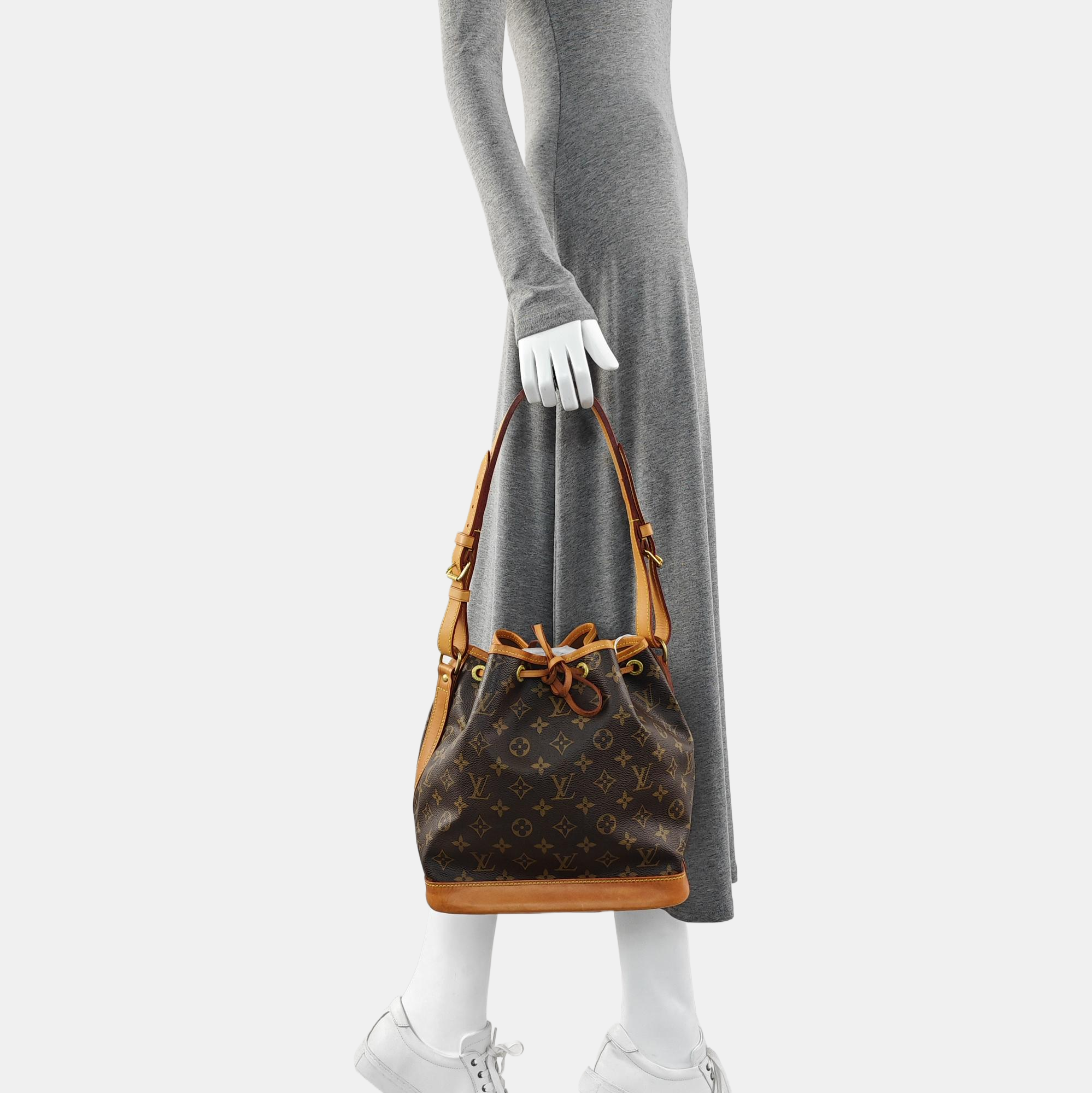 NOÉ MM Monogram Coated Canvas Brown