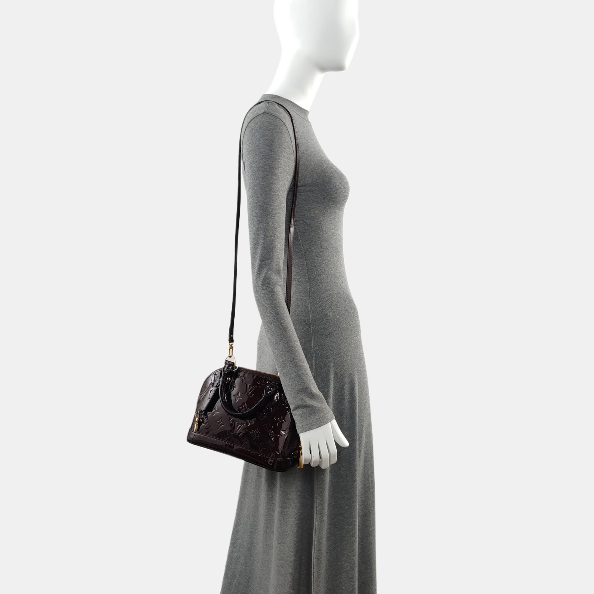 Authenticated pre-owned  ALMA BB Patent Leather Red - Crossbody Bag at Looply