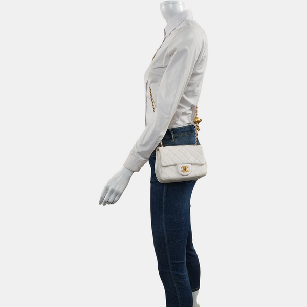 CLASSIC FLAP Mini Quilted Lambskin White