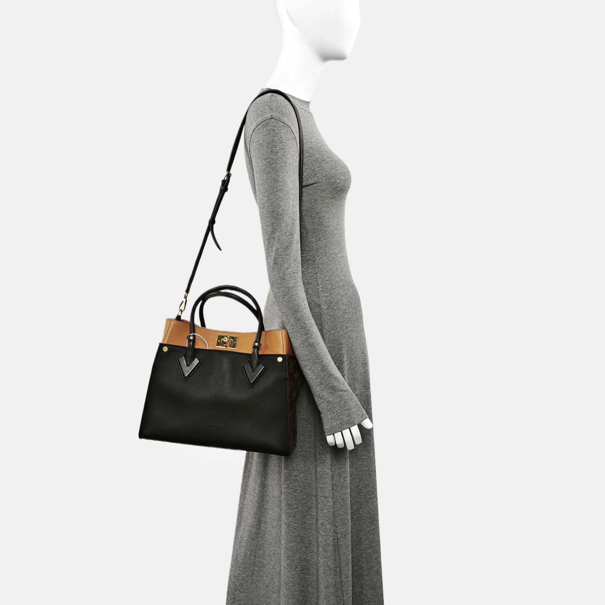 ON MY SIDE MM Monogram Calfskin Black
