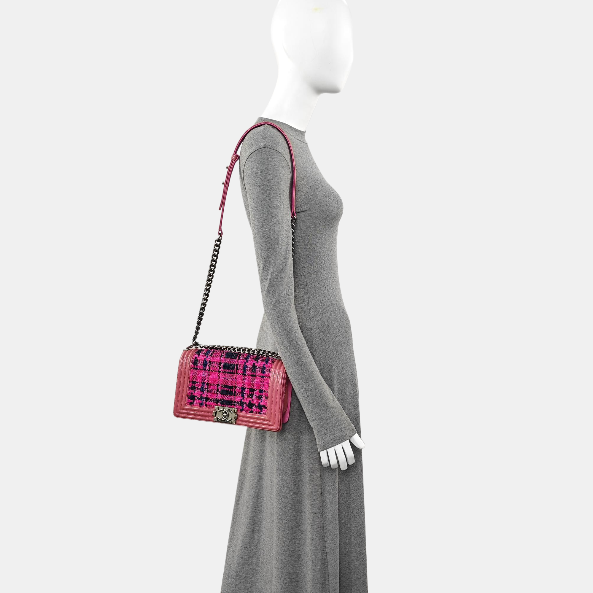 BOY CHANEL Medium Quilted Wool Red