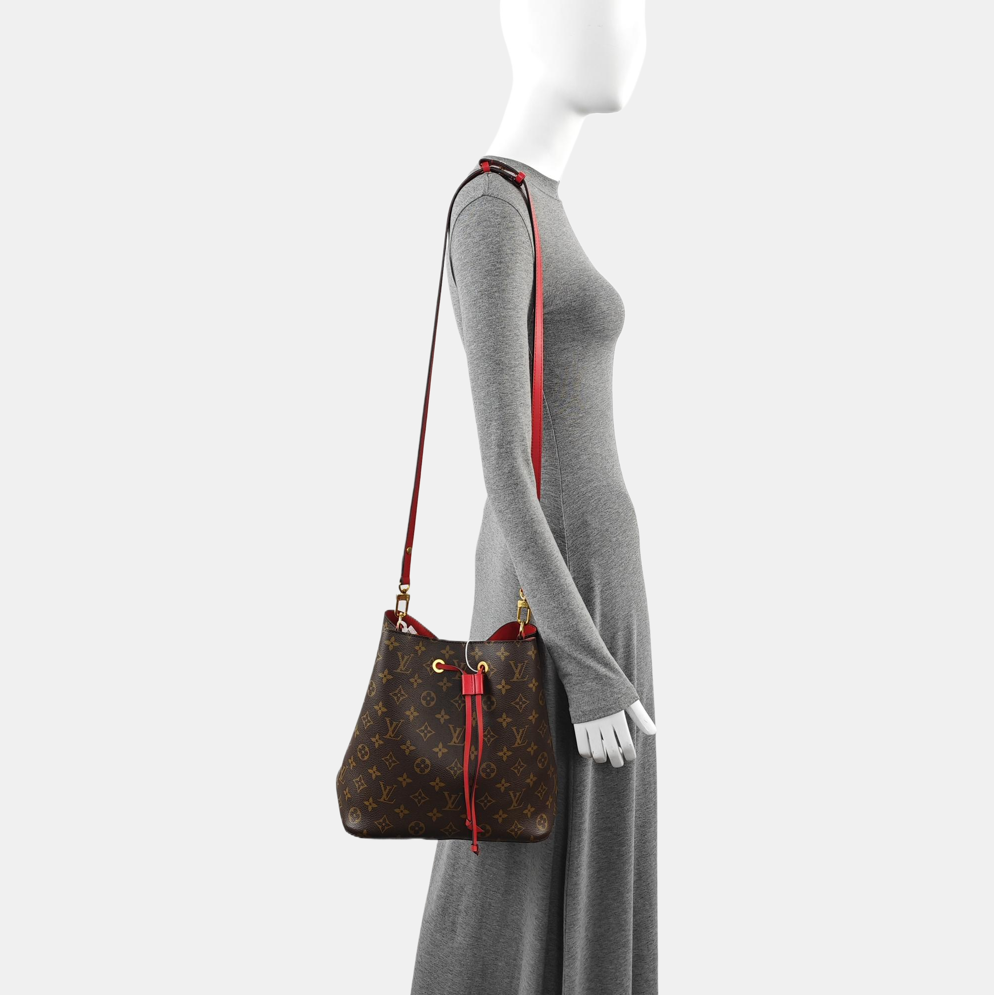NÉONOÉ MM Monogram Coated Canvas Brown