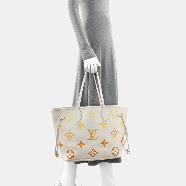NEVERFULL MM Monogram Calfskin Beige
