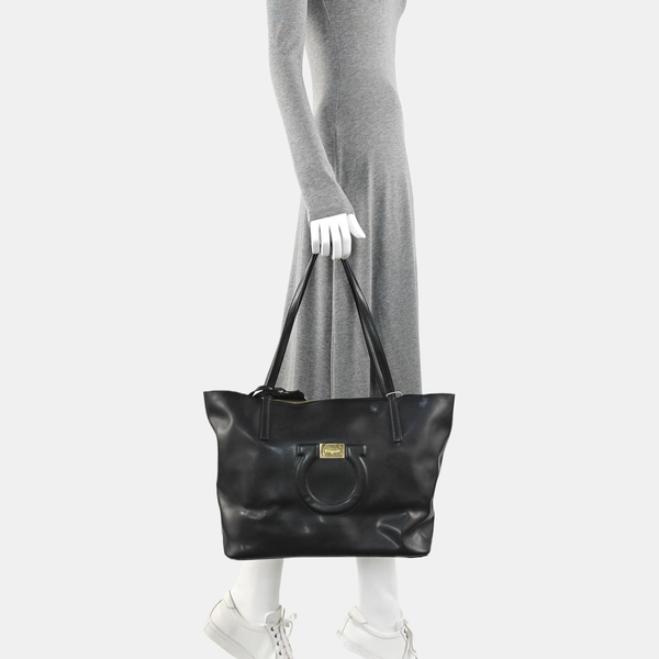 City Quilted Calfskin Black