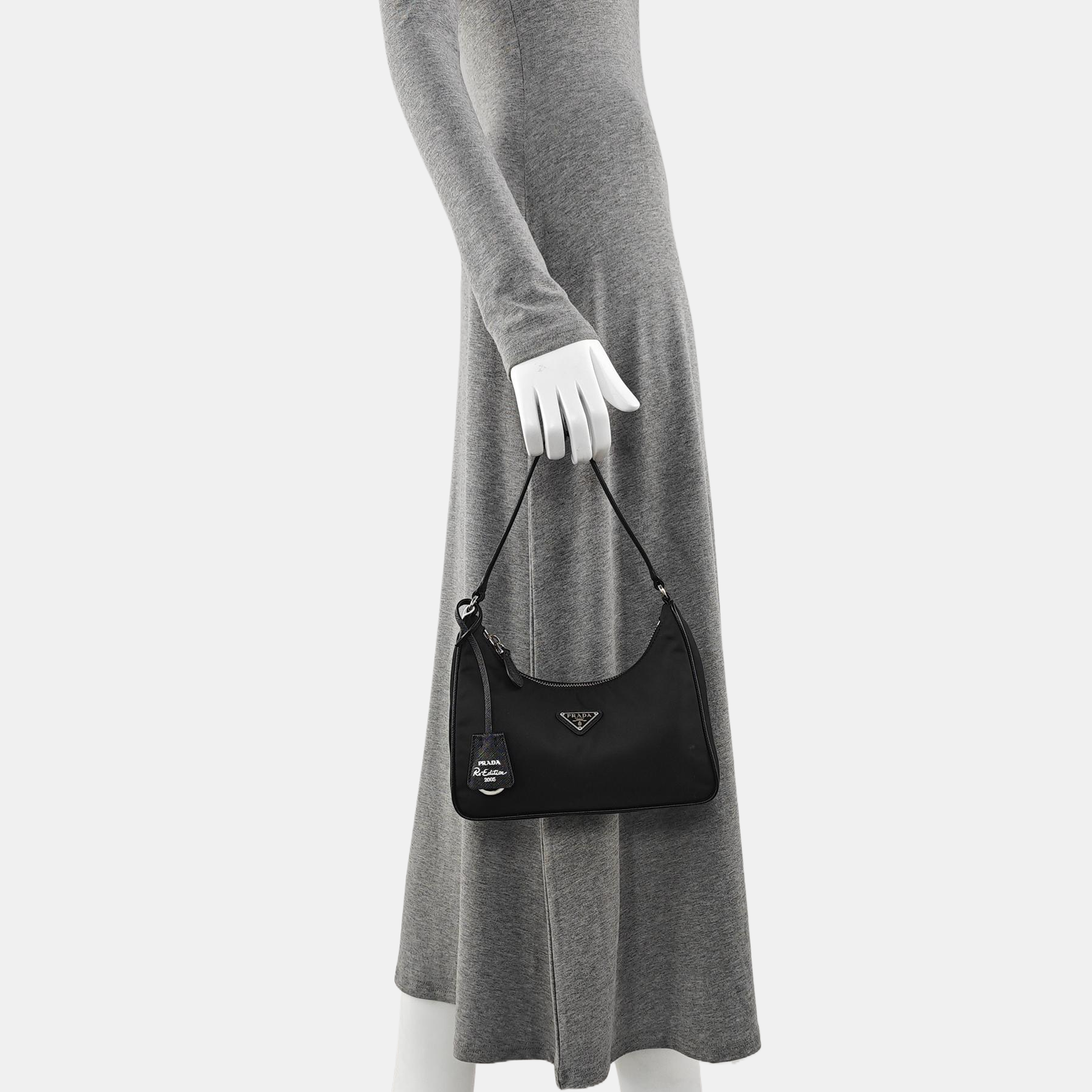 Re-Edition2005 Mini Nylon Black