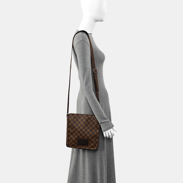 BROOKLYN PM Damier Ebene Coated Canvas Brown