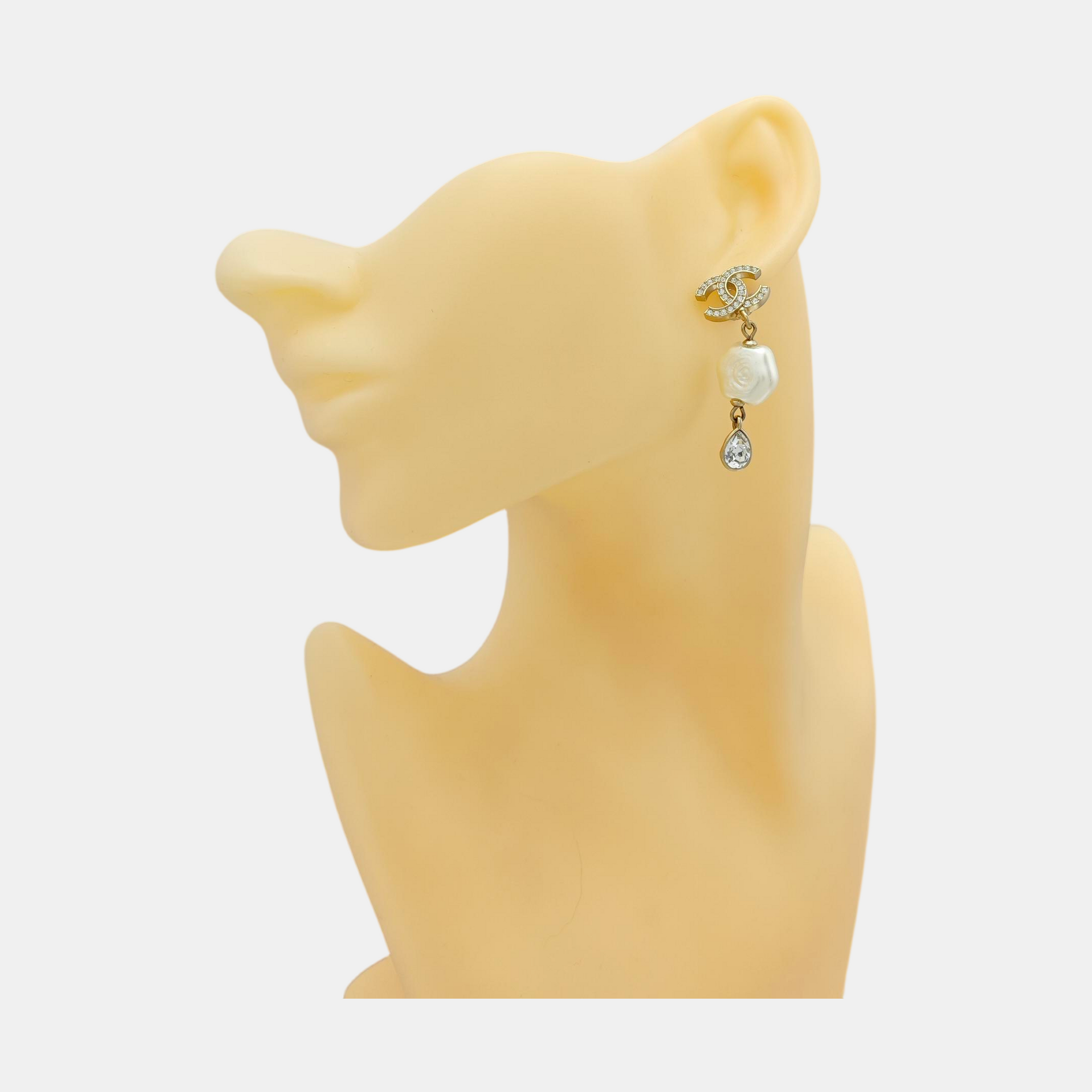 Faux Pearl White Stud Earrings
