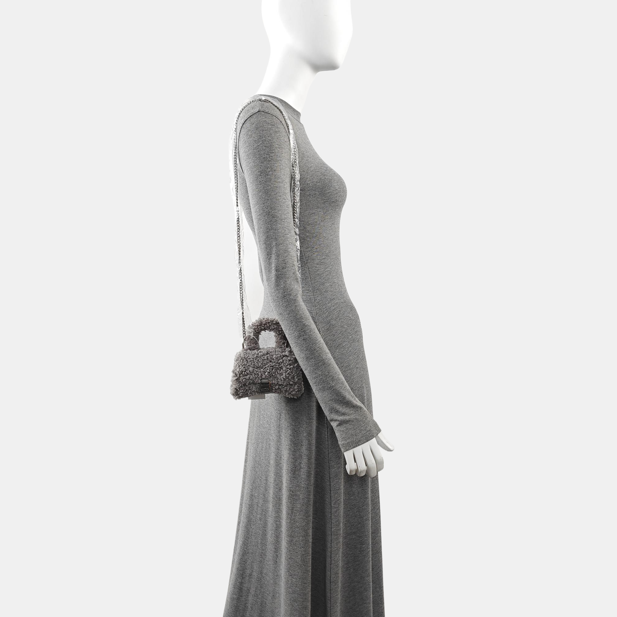 Hourglass Mini Sheepskin Gray