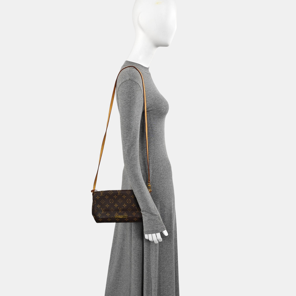 FAVORITE MM Monogram Coated Canvas Brown
