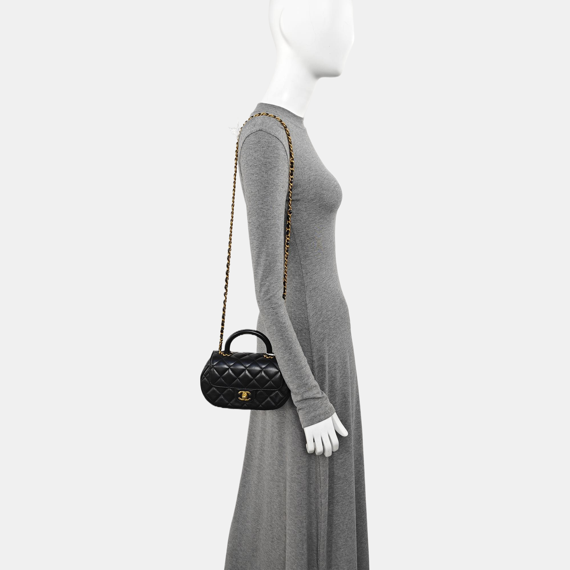 Quilted Lambskin Shoulder Bag Medium Black