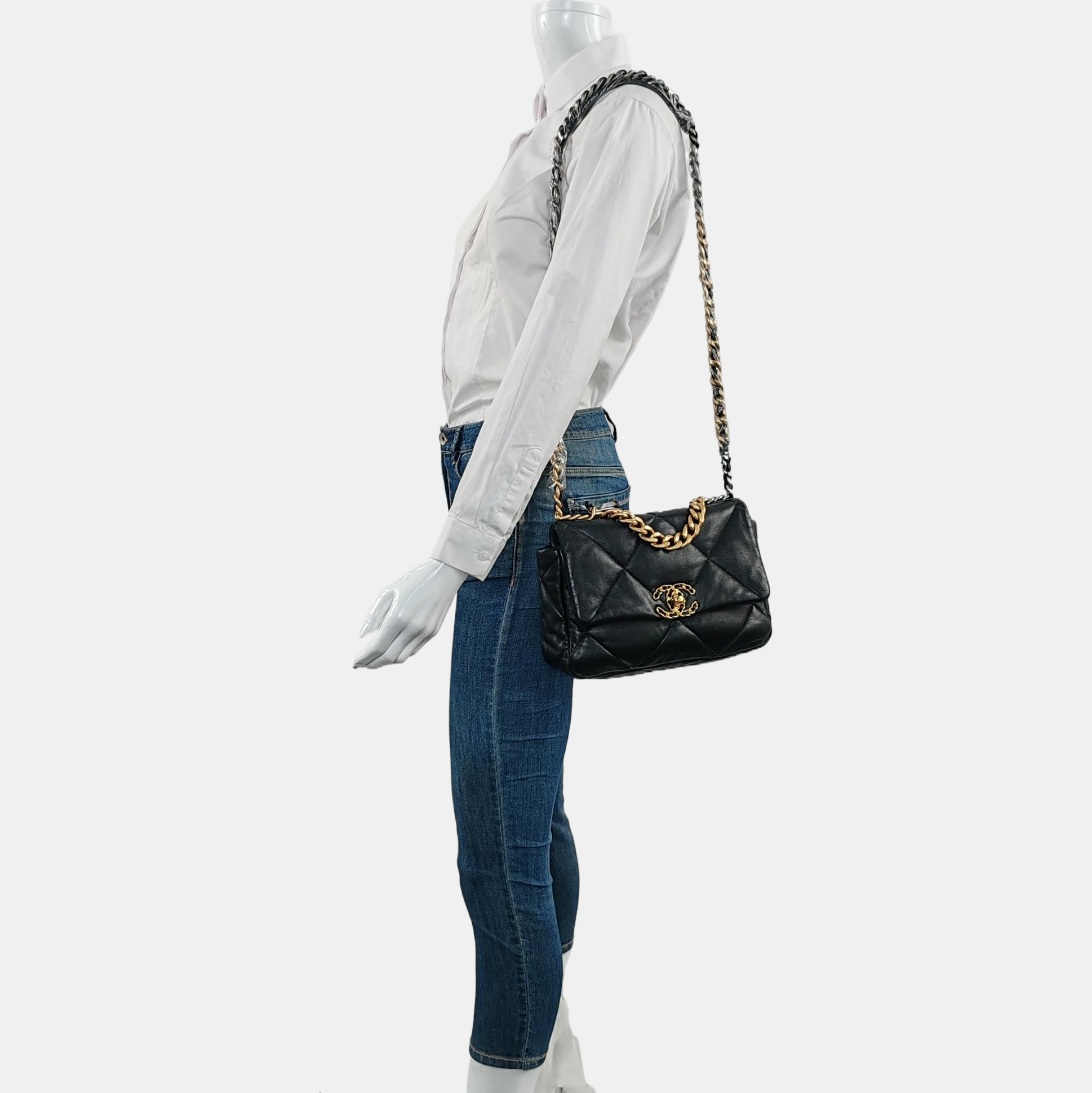 CHANEL 19 Small Quilted Lambskin Black