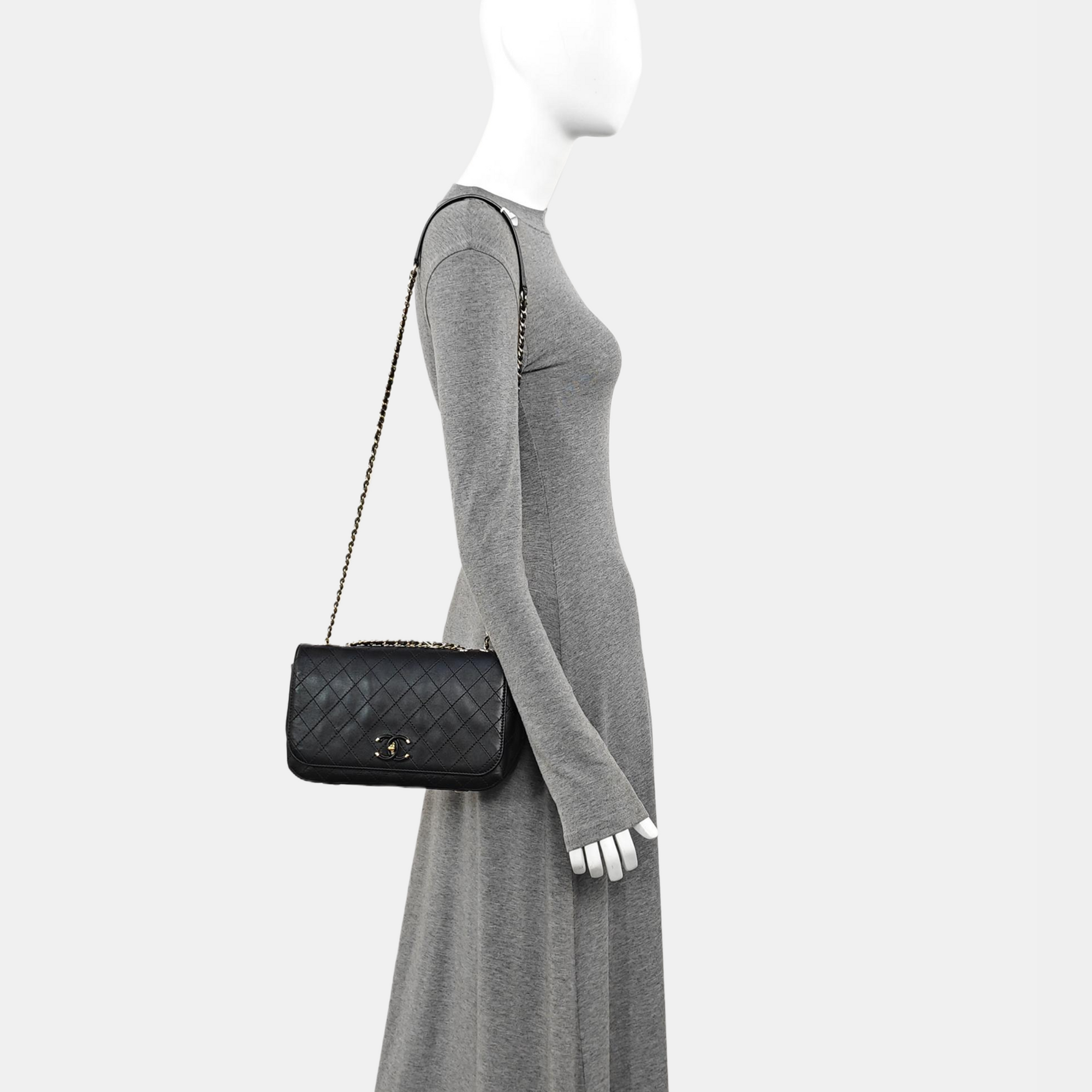 Quilted Calfskin Shoulder Bag Black