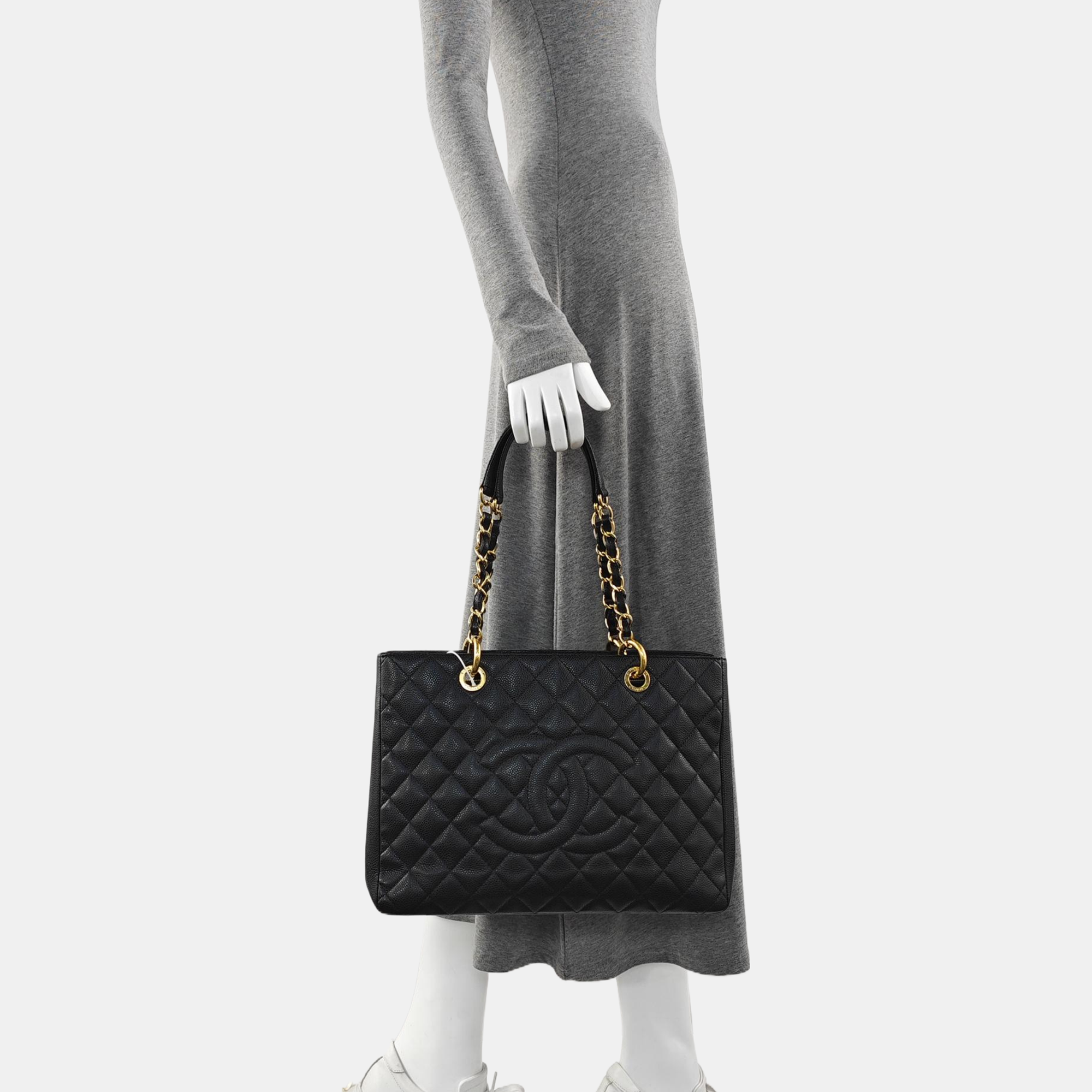 CHANEL GST Large Quilted Grained Calfskin Black
