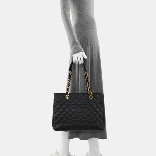 CHANEL GST Large Quilted Grained Calfskin Black
