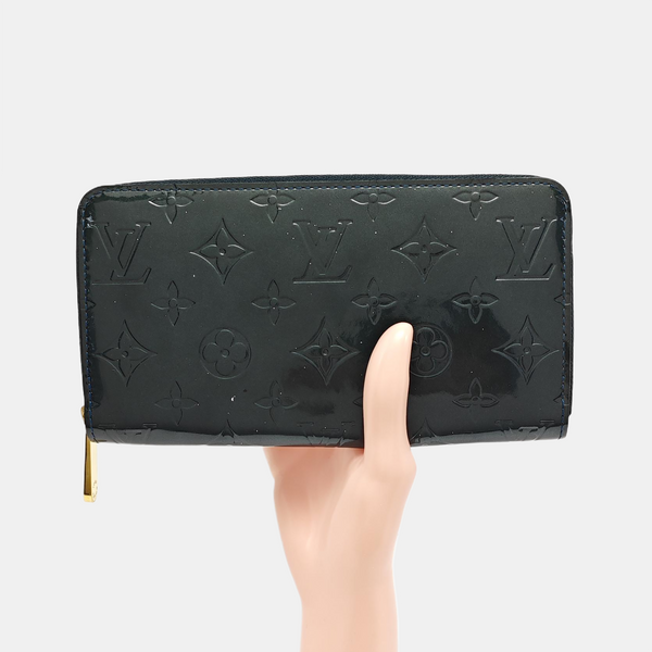 ZIPPY Patent Leather Green Wallet