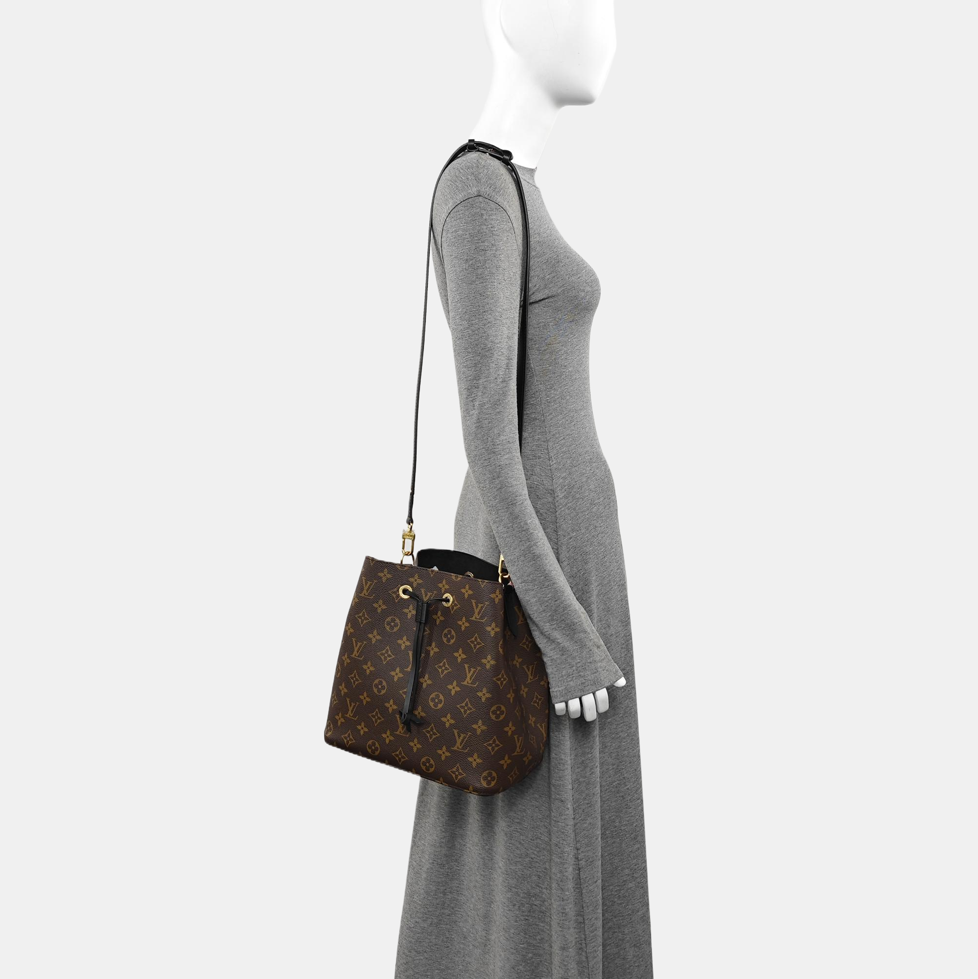 NÉONOÉ MM Monogram Coated Canvas Brown