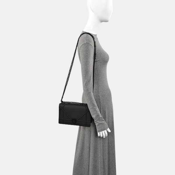 Diorama Medium Calfskin Black