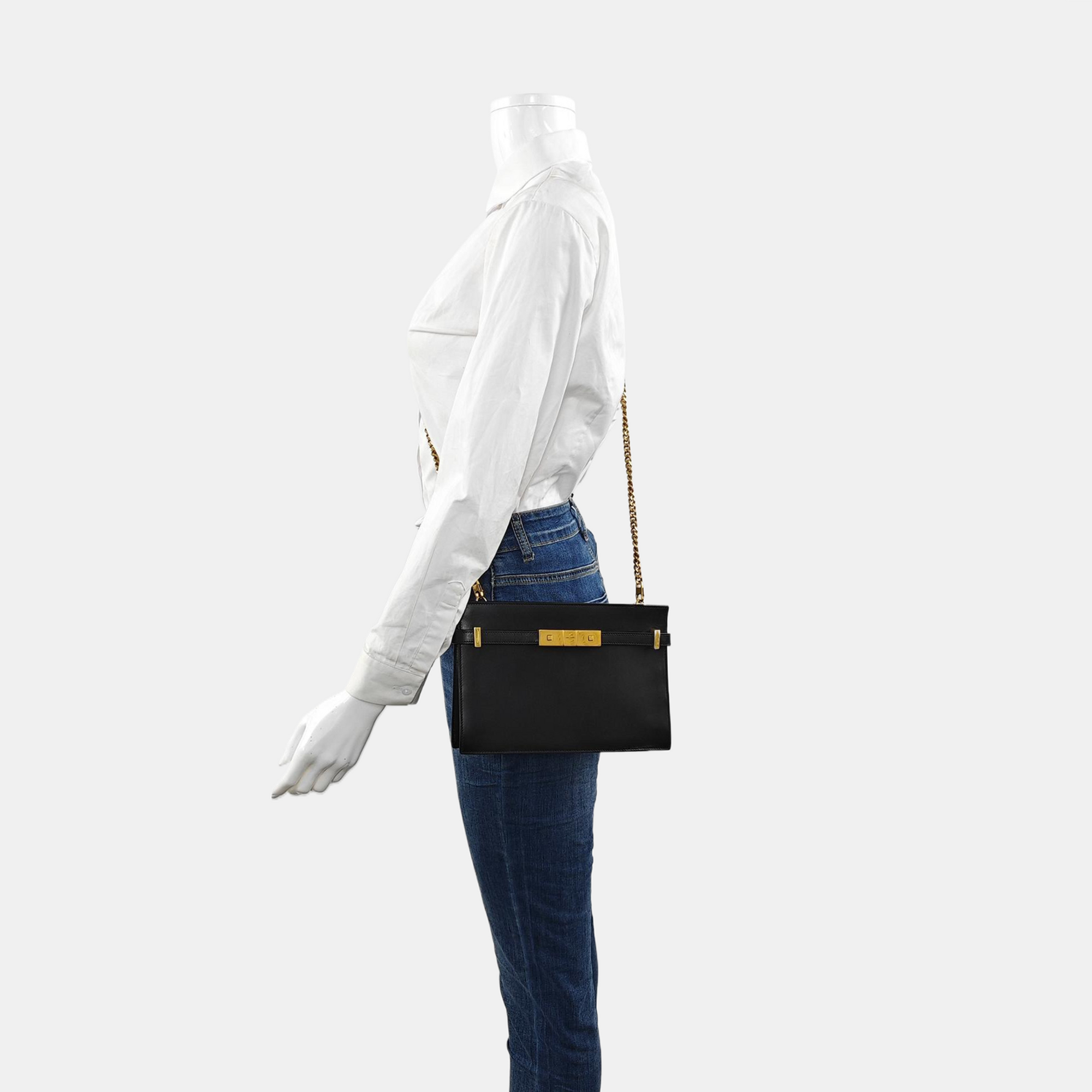Authenticated pre-owned  MANHATTAN Small Calfskin Black - Shoulder Bag at Looply