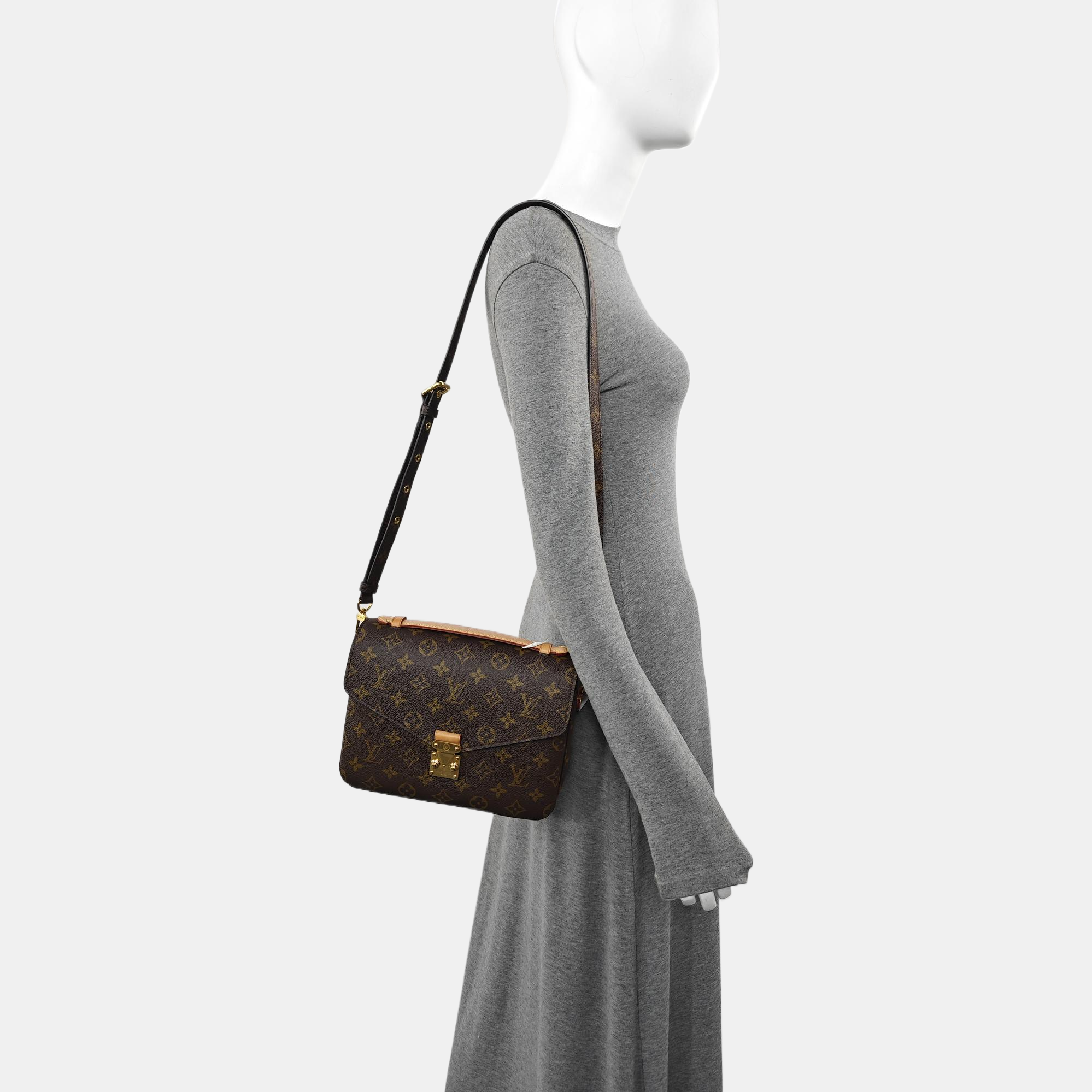 MÉTIS MM Monogram Coated Canvas Brown