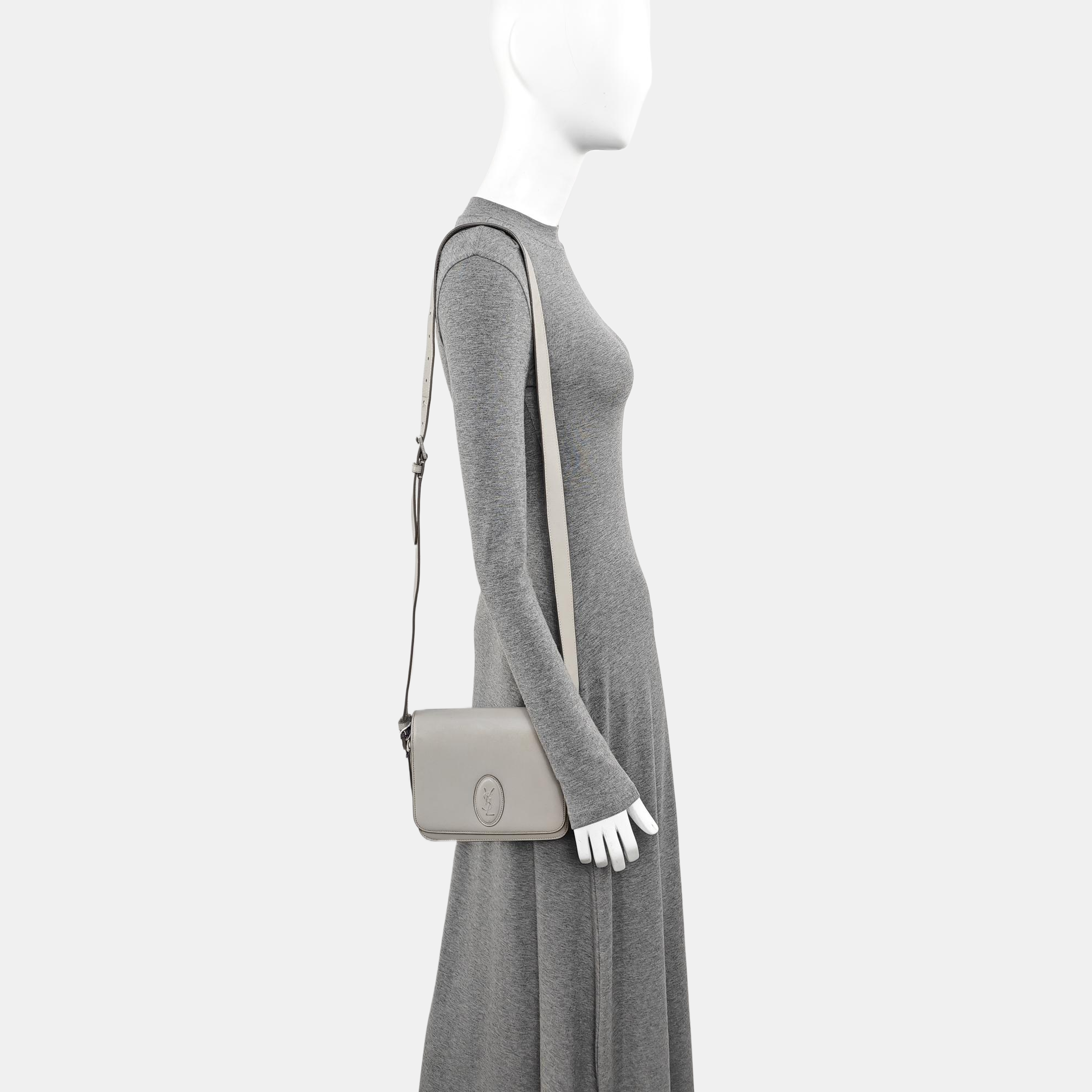 LE 61 Calfskin Gray