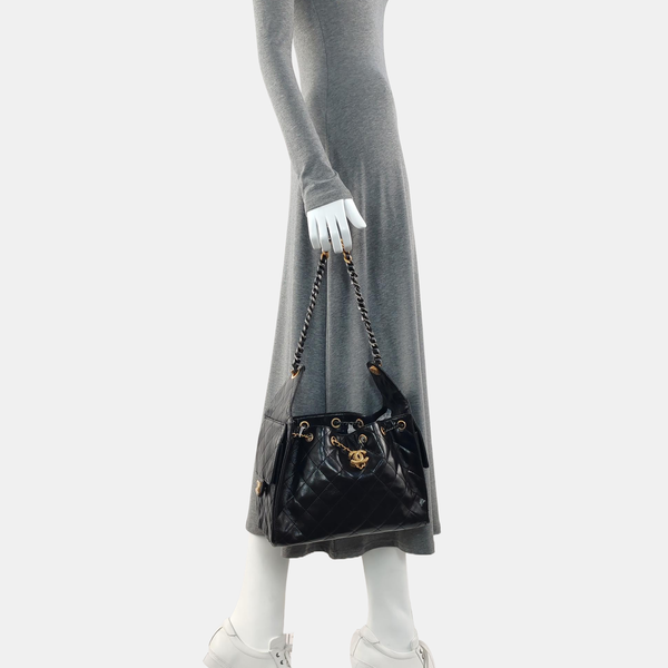 CHANEL 25 Small Quilted Waxed Cafskin Black