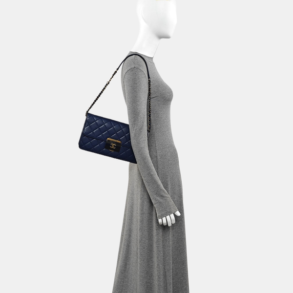 BEAUTY LOCK Quilted Calfskin Blue
