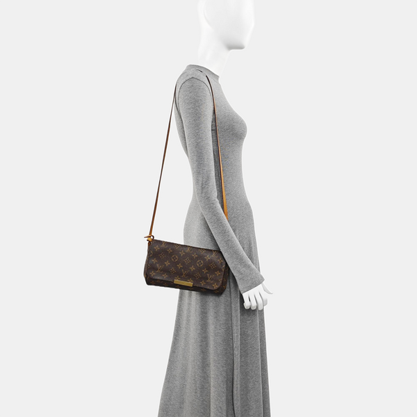 FAVORITE PM Coated Canvas Brown
