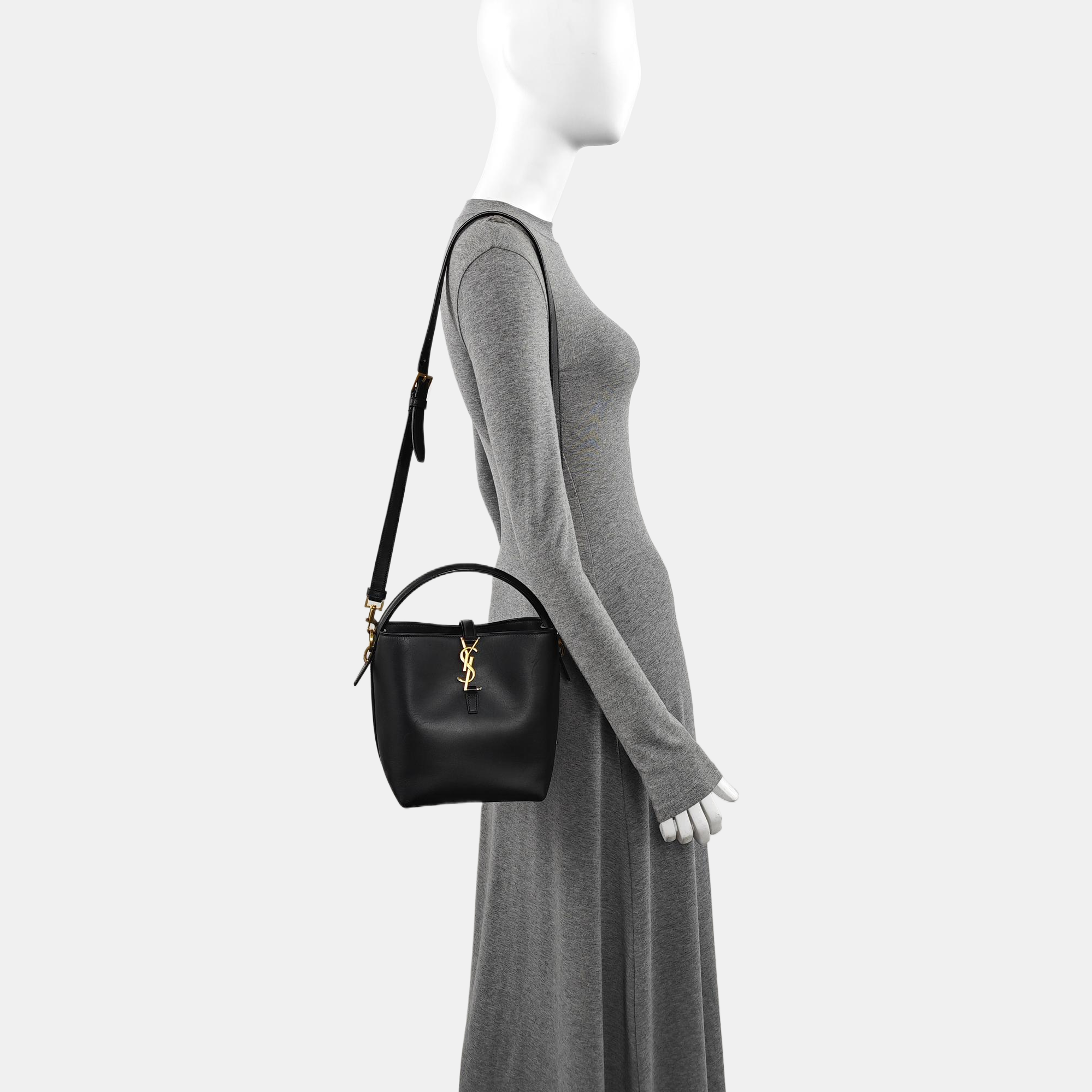 LE 37 Small Calfskin Black