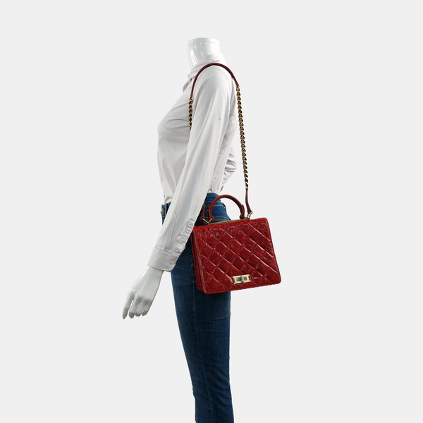 Authenticated pre-owned  2.55 Quilted Calfskin Red - Shoulder Bag at Looply