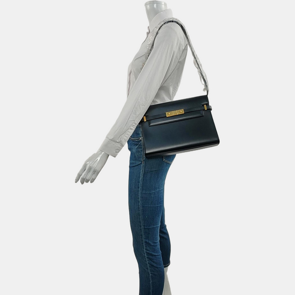 MANHATTAN Medium Calfskin Black