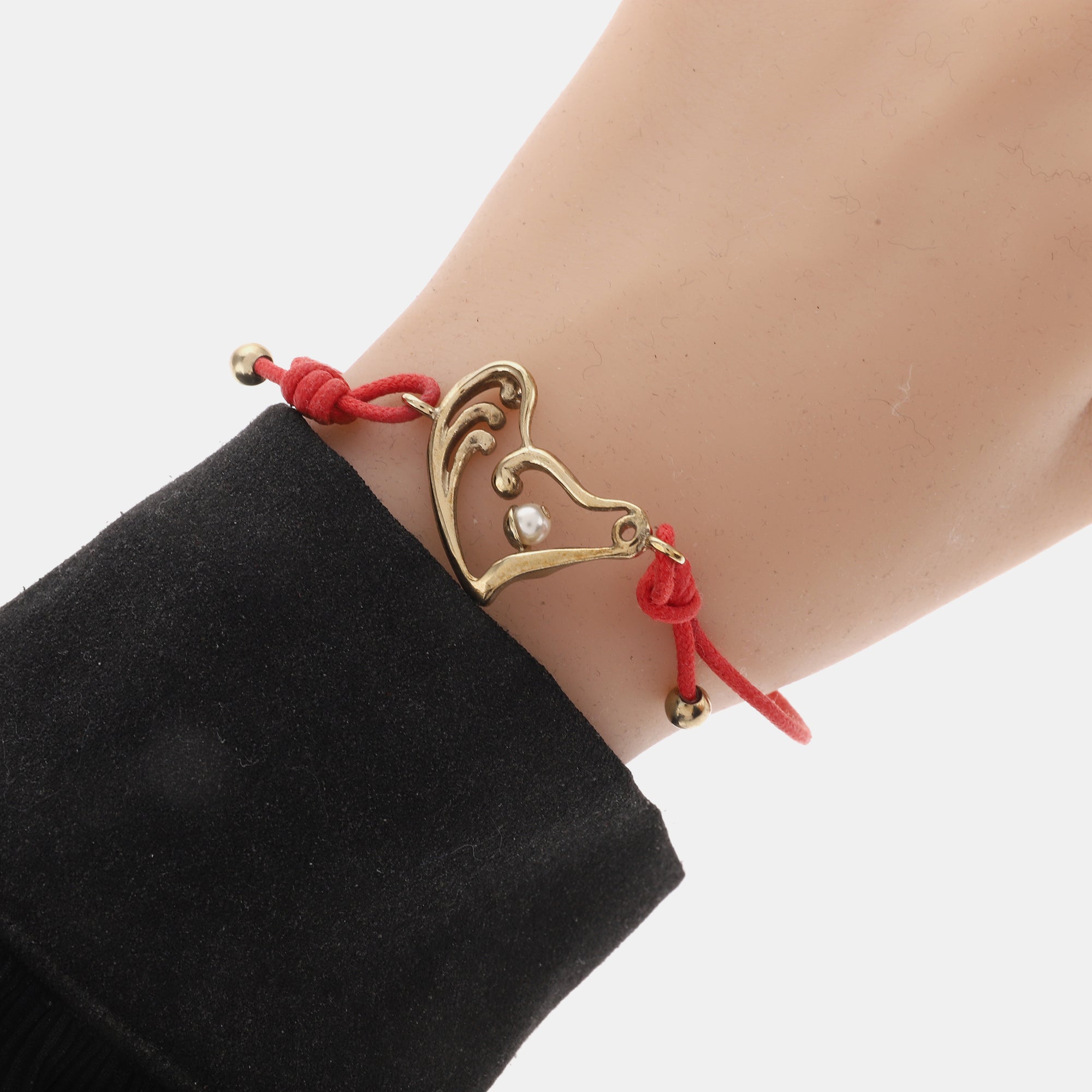 Pulsera roja de tela